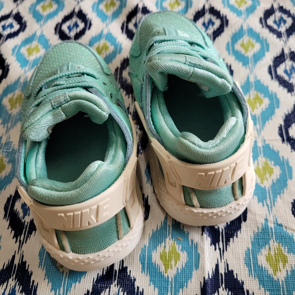 Nike Huarache toddler shoes